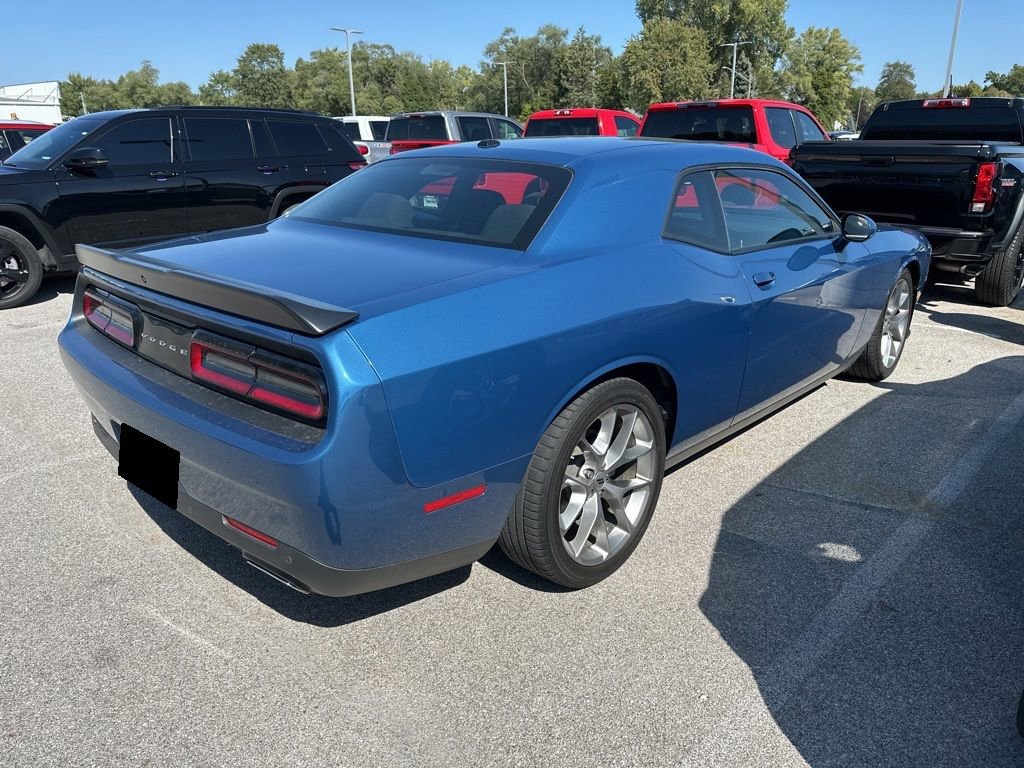 2023 Dodge Challenger GT photo 2
