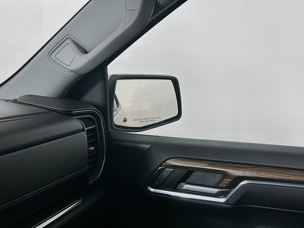 2023 Chevrolet Silverado 1500 LT - Photo 24