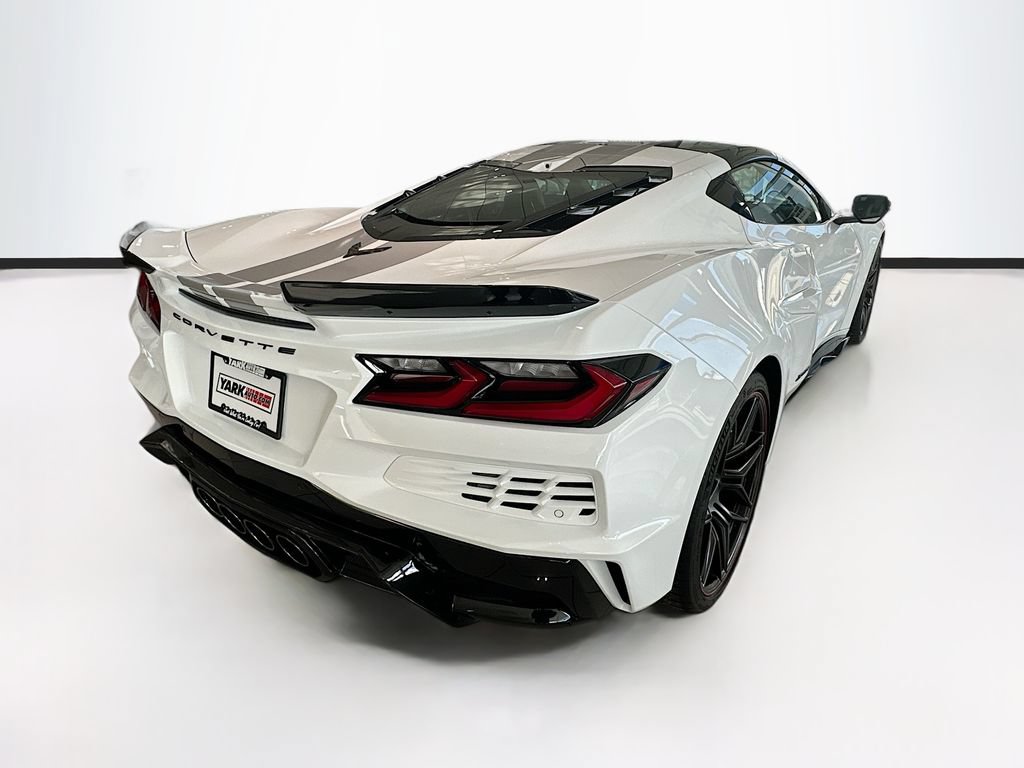 2024 Chevrolet Corvette 3LZ - Photo 10