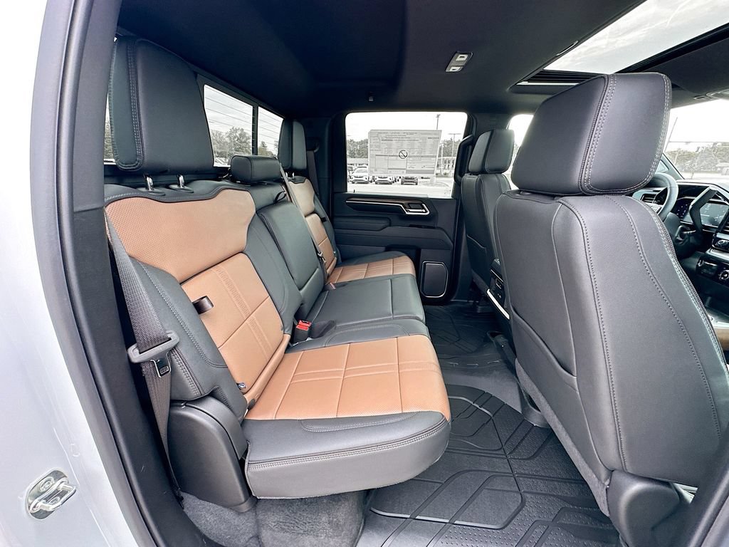 2026 Chevrolet Silverado 3500 HD High Country - Photo 32