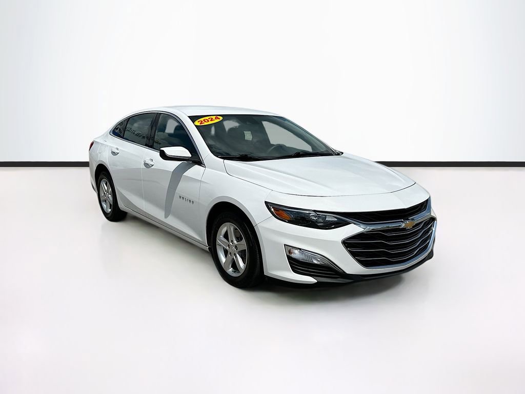 2024 Chevrolet Malibu LS photo 2