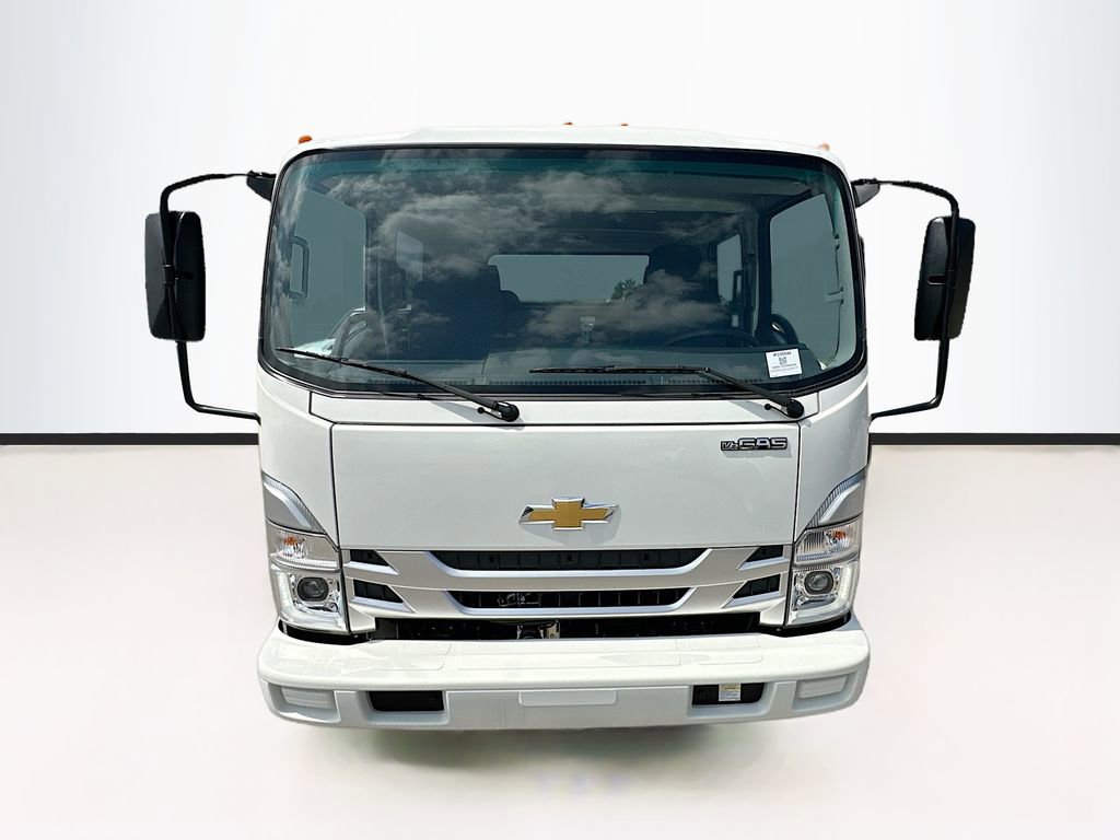 2025 Chevrolet Silverado photo 3