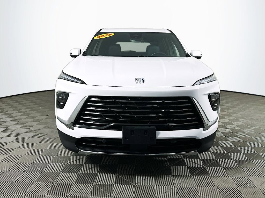 Used 2025 Buick Enclave Preferred SUV