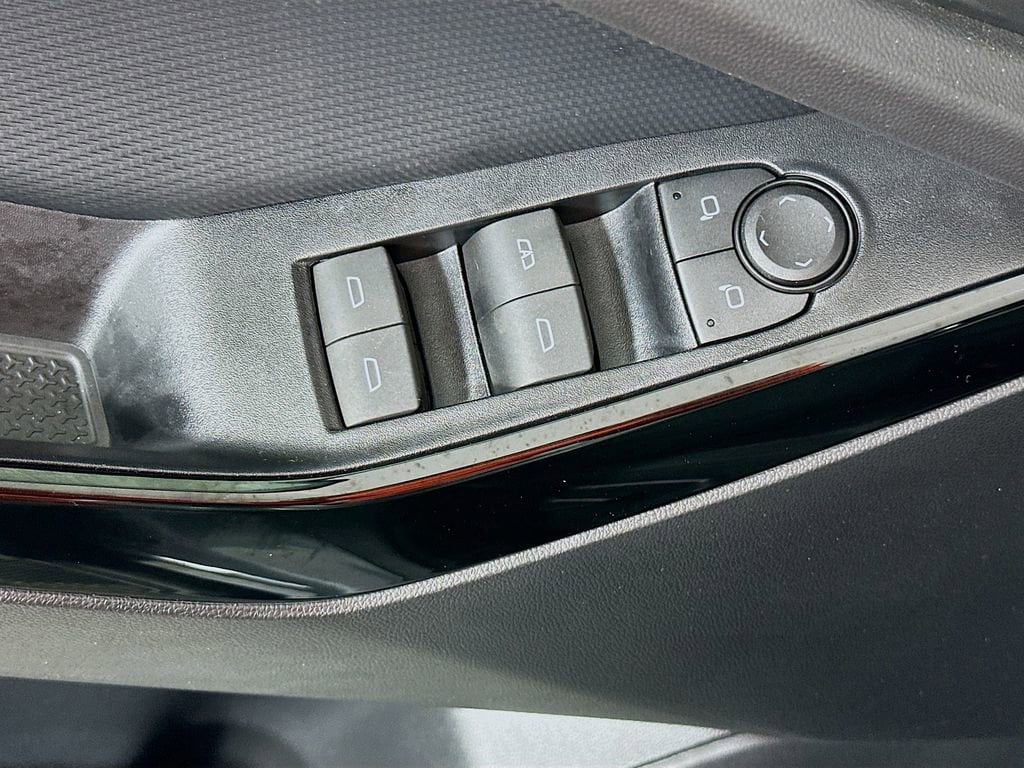 2026 Chevrolet Equinox LT - Photo 24