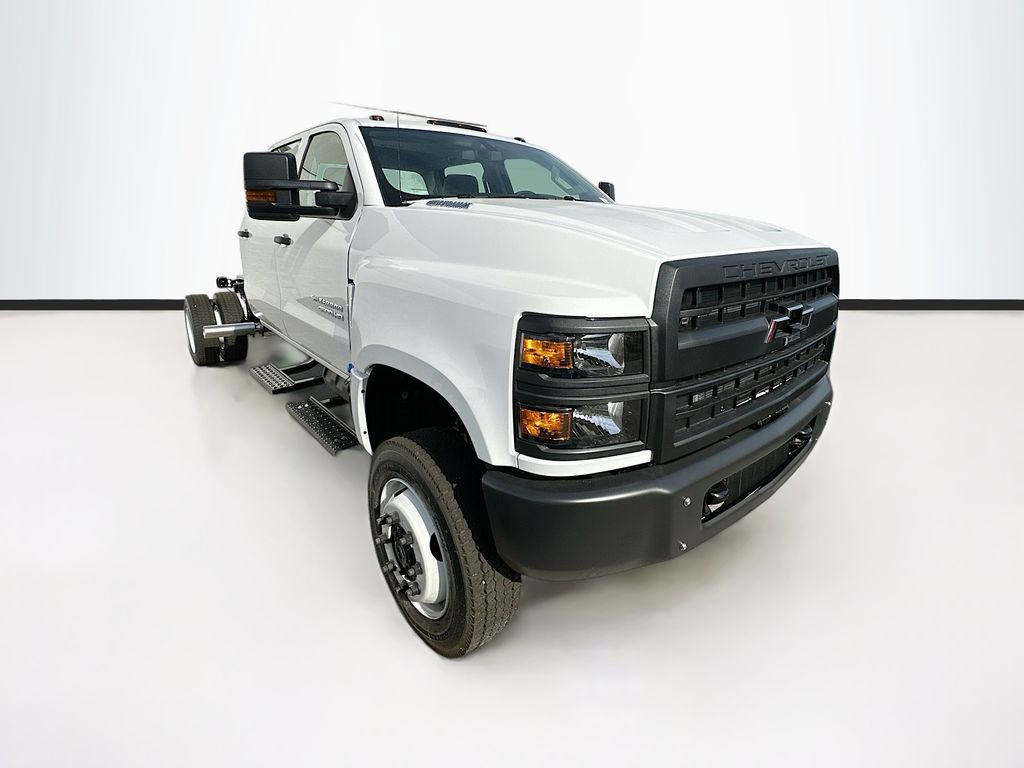 2024 Chevrolet Silverado 1500 Work Truck photo 2