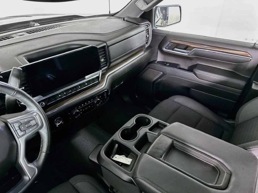 2024 Chevrolet Silverado 1500 LT - Photo 31