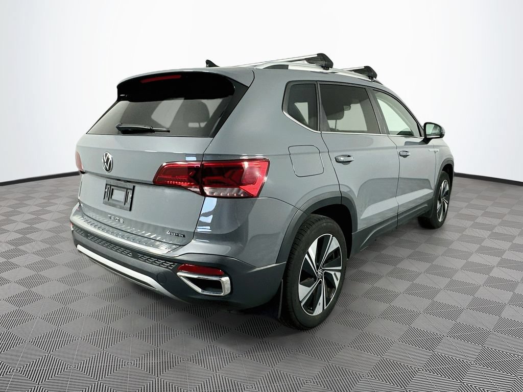 2024 Volkswagen Taos SE - Photo 11