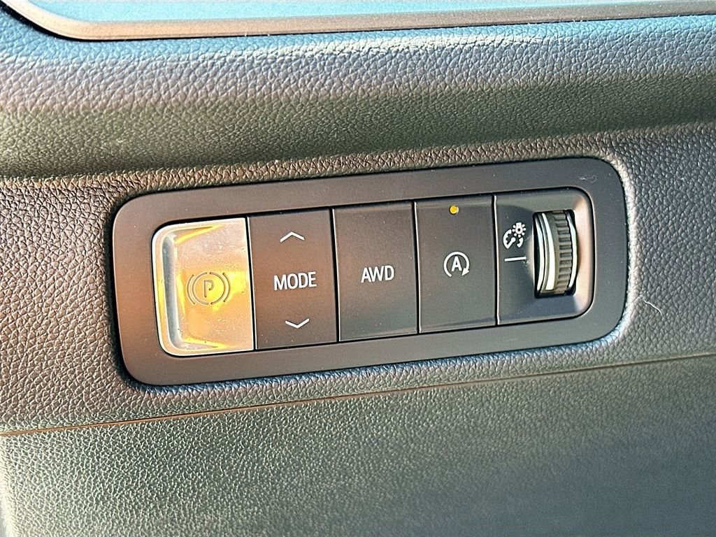 2025 Chevrolet Traverse LT - Photo 15