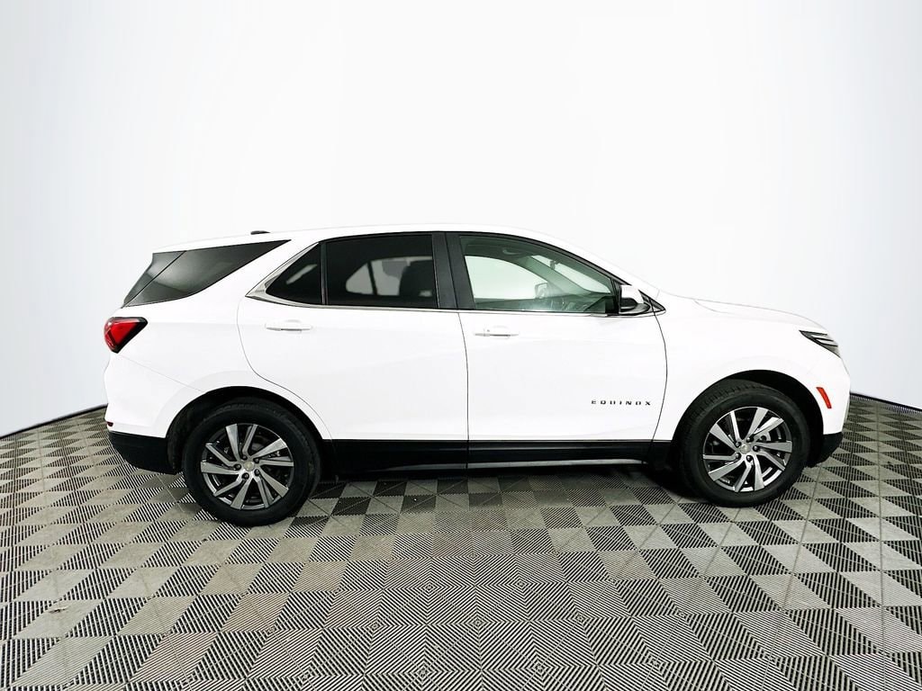2023 Chevrolet Equinox LT - Photo 11
