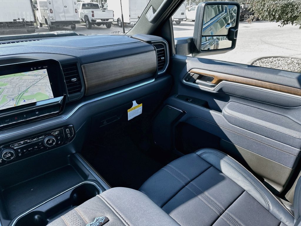 2026 Chevrolet Silverado 3500 HD High Country - Photo 31
