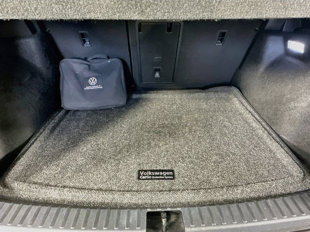 2024 Volkswagen Taos SE - Photo 36
