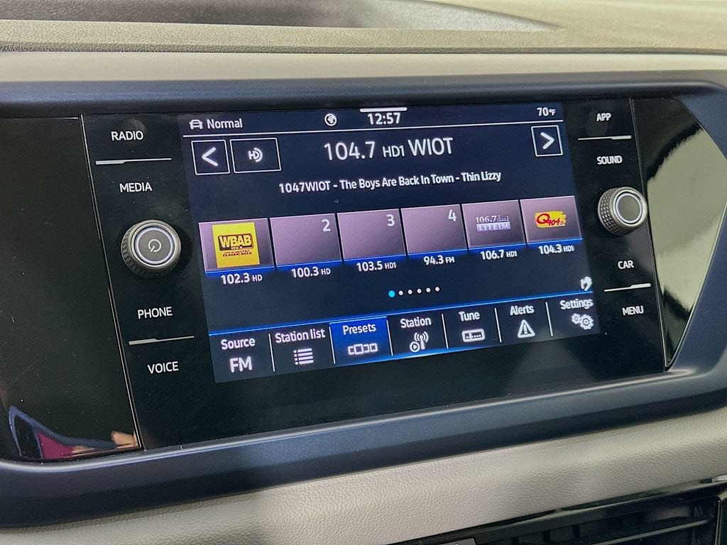 2023 Volkswagen Taos SE - Photo 21