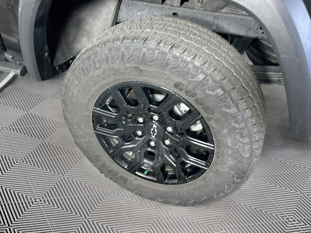 2024 Chevrolet Colorado Trail Boss - Photo 38