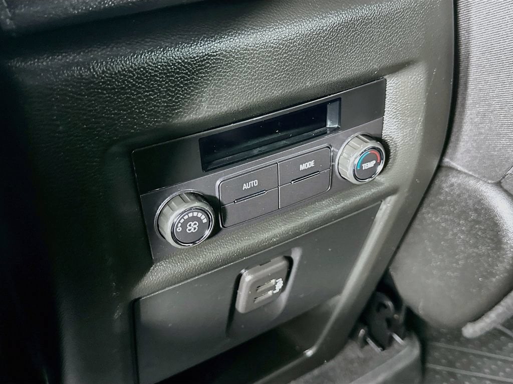 2023 Chevrolet Traverse 1LT - Photo 33