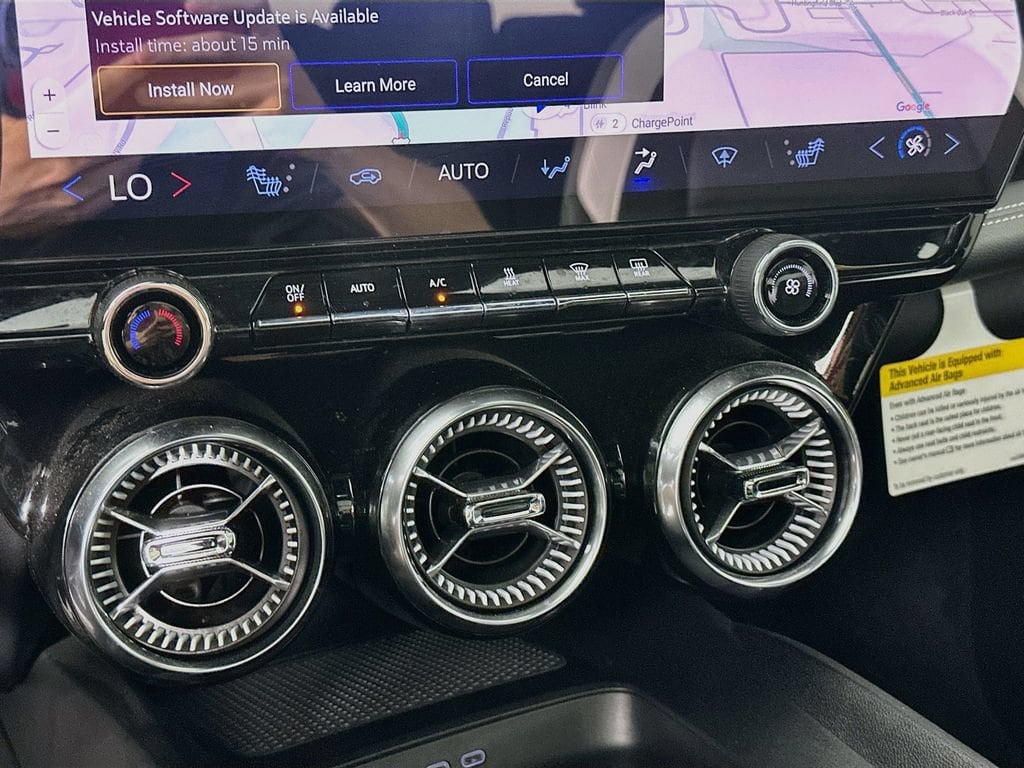 2024 Chevrolet Blazer EV LT - Photo 22