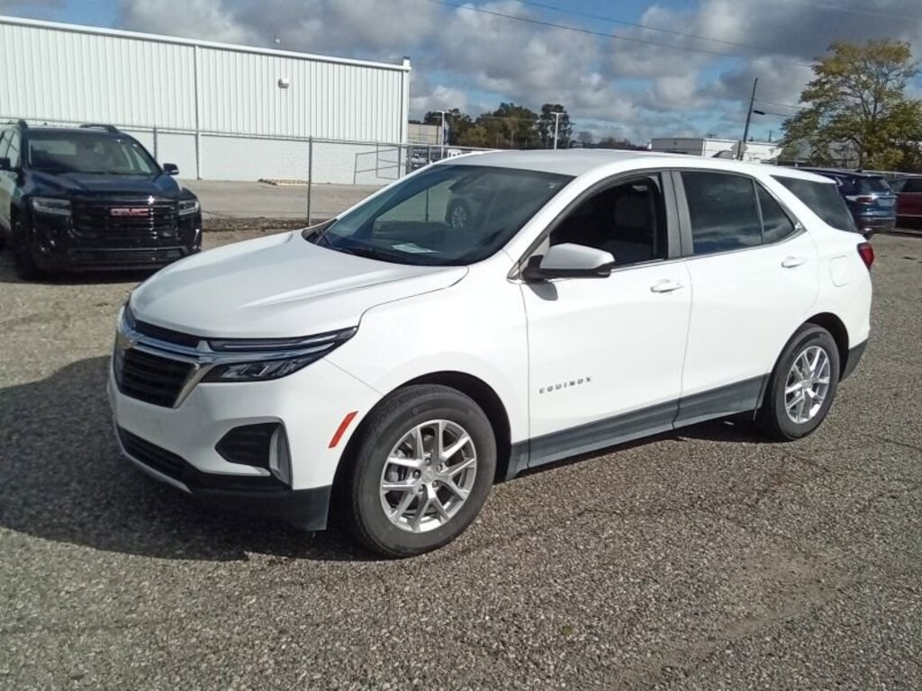 Used 2024 Chevrolet Equinox LT SUV
