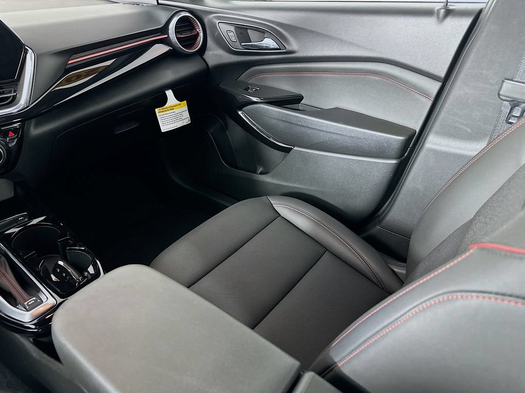 2024 Chevrolet Trax RS - Photo 32