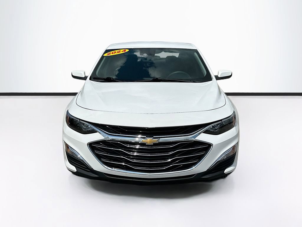 2024 Chevrolet Malibu LS photo 3