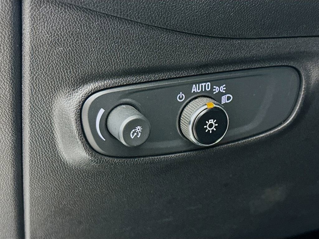 2023 Chevrolet Equinox LT - Photo 15