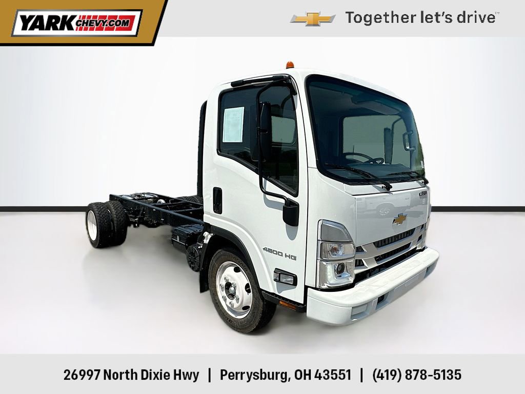 2024 Chevrolet Low Cab Forward Base's photo