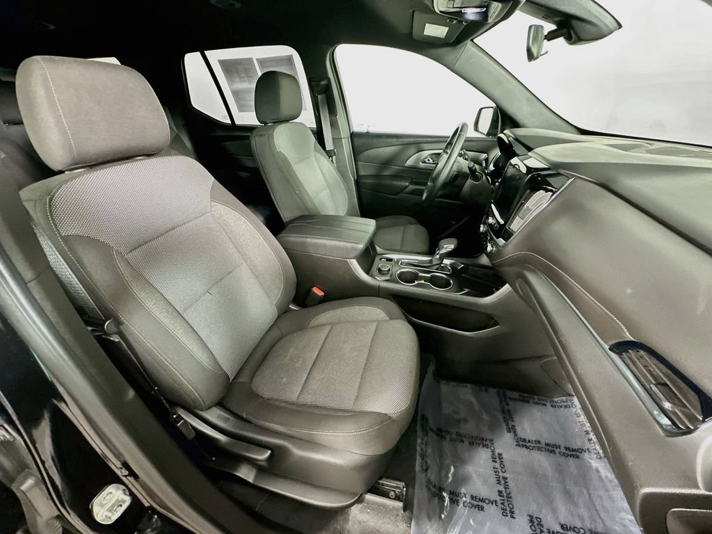 2023 Chevrolet Traverse 1LT - Photo 37