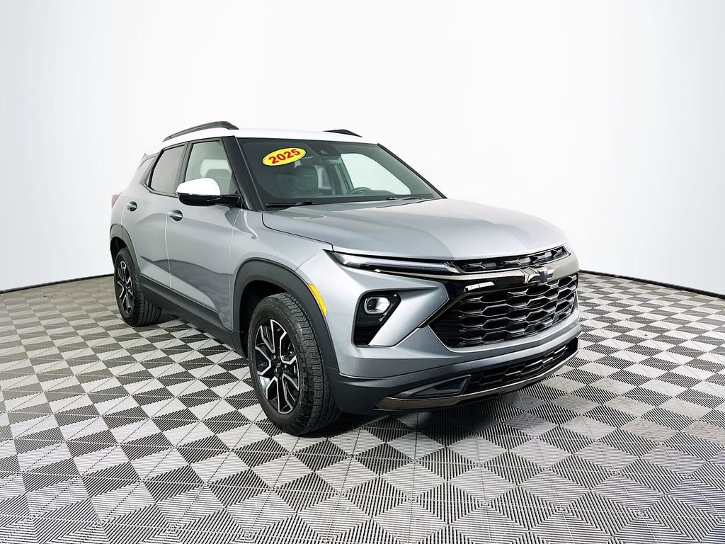 Used 2025 Chevrolet Trailblazer Activ SUV