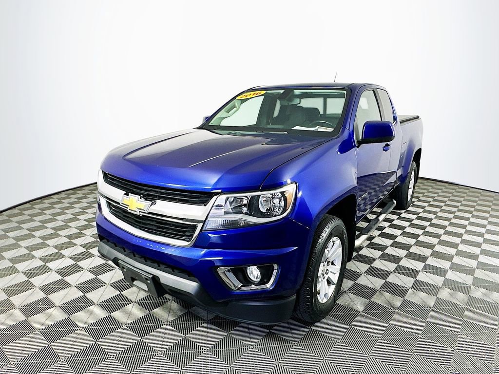 2016 Chevrolet Colorado LT photo 3