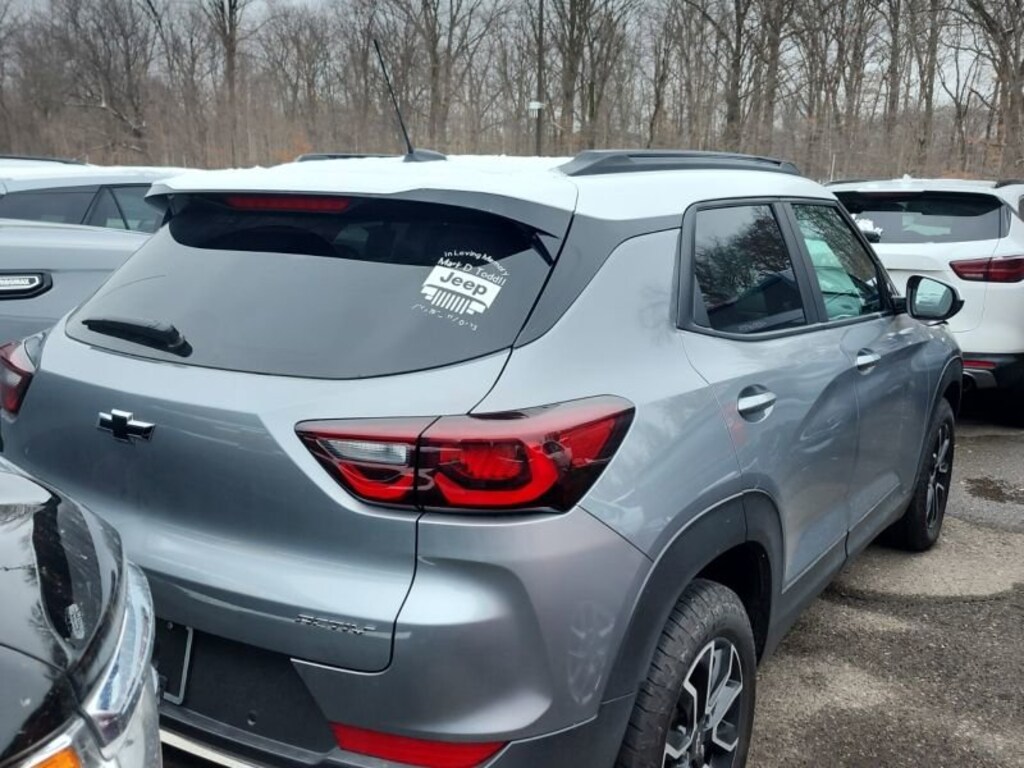 Used 2025 Chevrolet Trailblazer Activ SUV