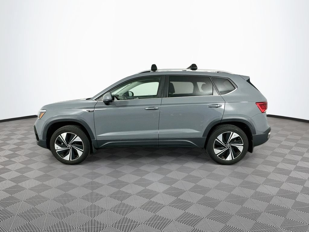 2024 Volkswagen Taos SE - Photo 6