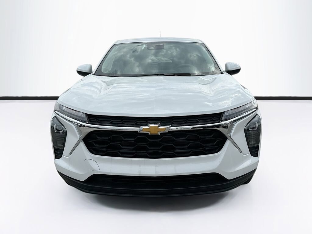 New 2026 Chevrolet Trax LS SUV