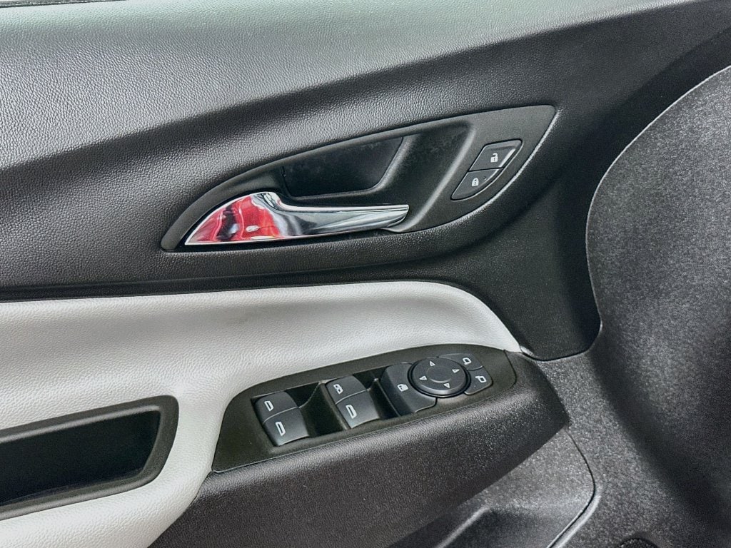 2024 Chevrolet Equinox LT - Photo 24