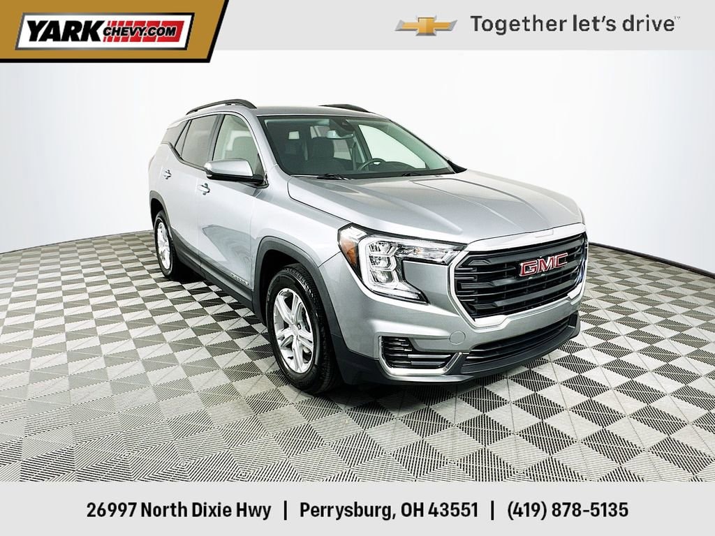 Used 2024 GMC Terrain SLE SUV