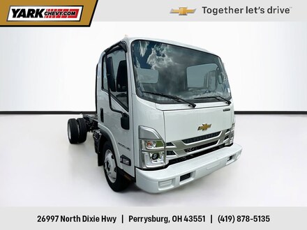 2024 Chevrolet Low Cab Forward 4500 HG Base Truck Regular Cab
