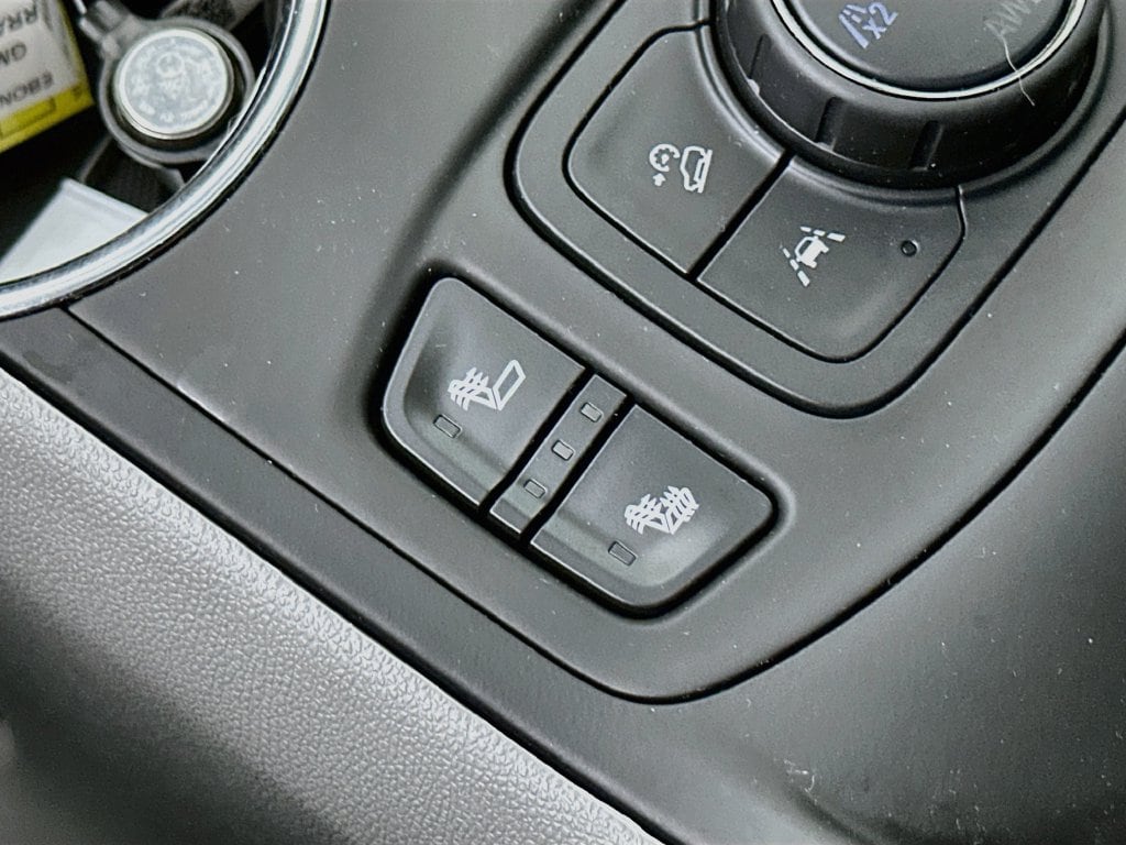 2024 GMC Terrain SLT - Photo 29
