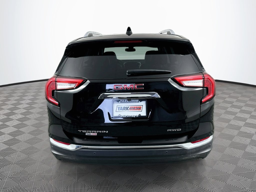 2024 GMC Terrain SLT - Photo 10