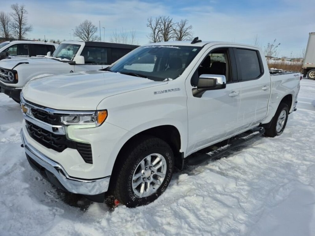 Used 2022 Chevrolet Silverado 1500 LT Truck Crew Cab