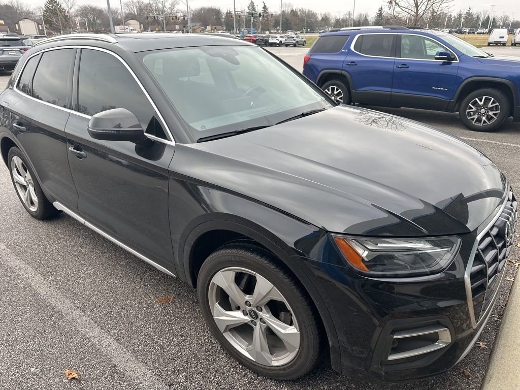 2021 Audi Q5 Premium Plus's photo