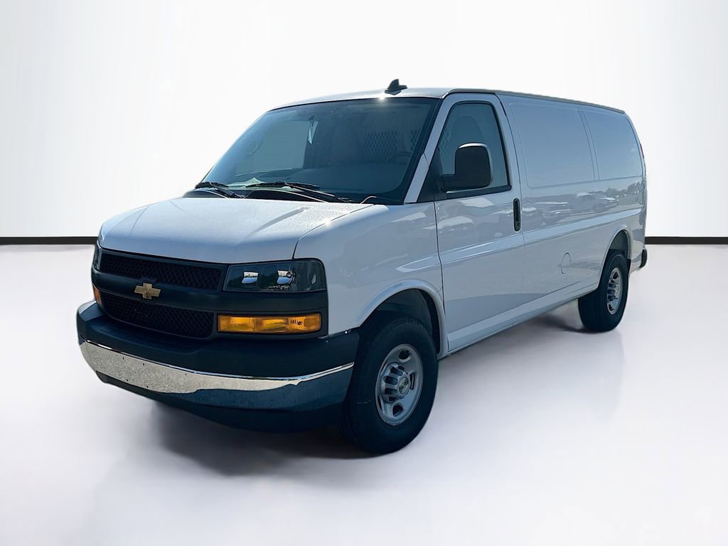 2025 Chevrolet Express Cargo 3500 Van photo 3