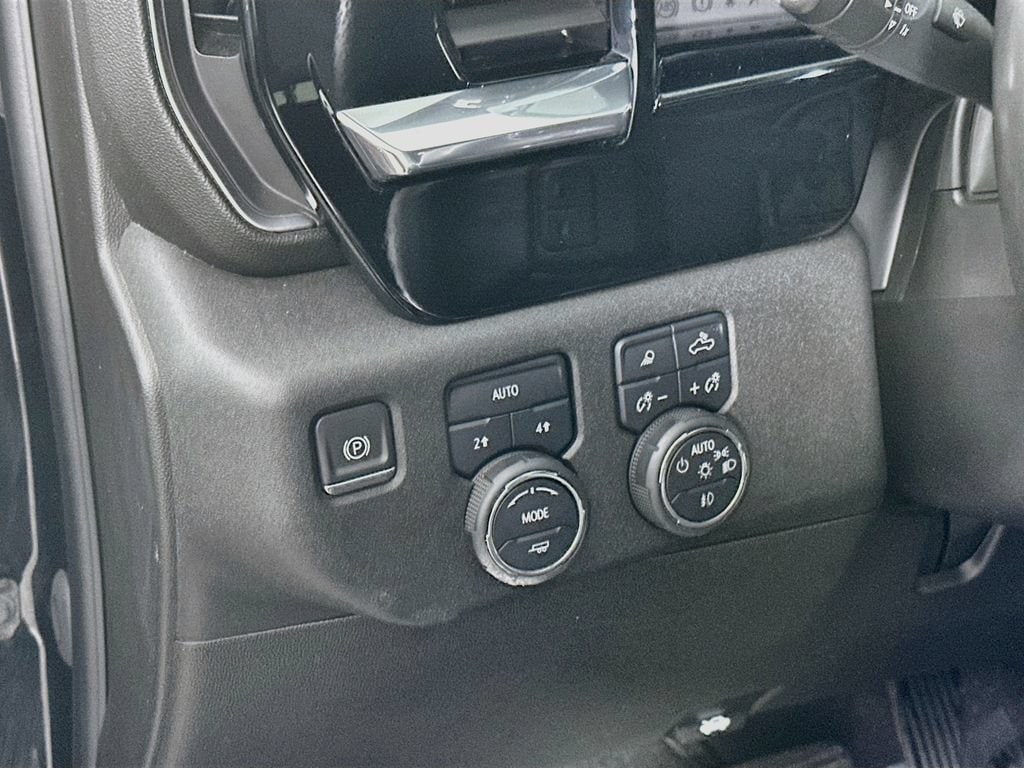 2023 Chevrolet Silverado 1500 RST - Photo 16
