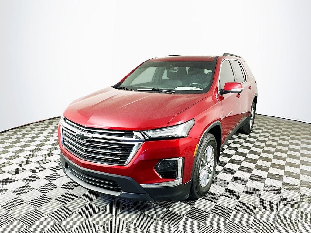 Used 2023 Chevrolet Traverse LT Cloth SUV