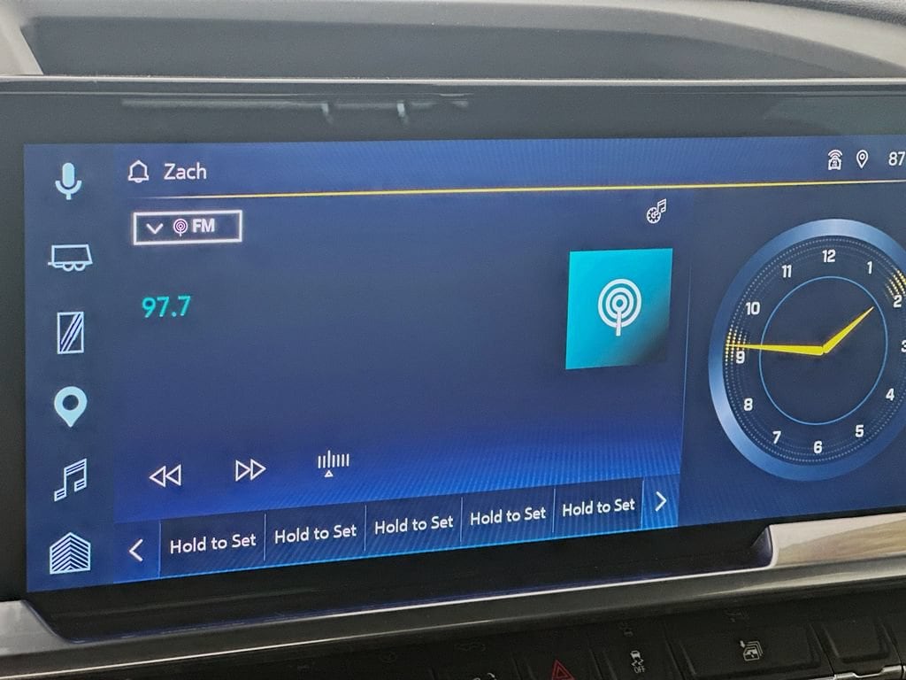 2023 Chevrolet Silverado 1500 LT - Photo 19