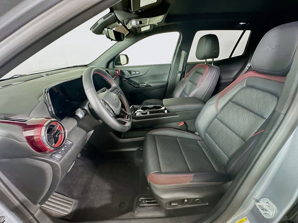 2025 Chevrolet Equinox RS - Photo 30