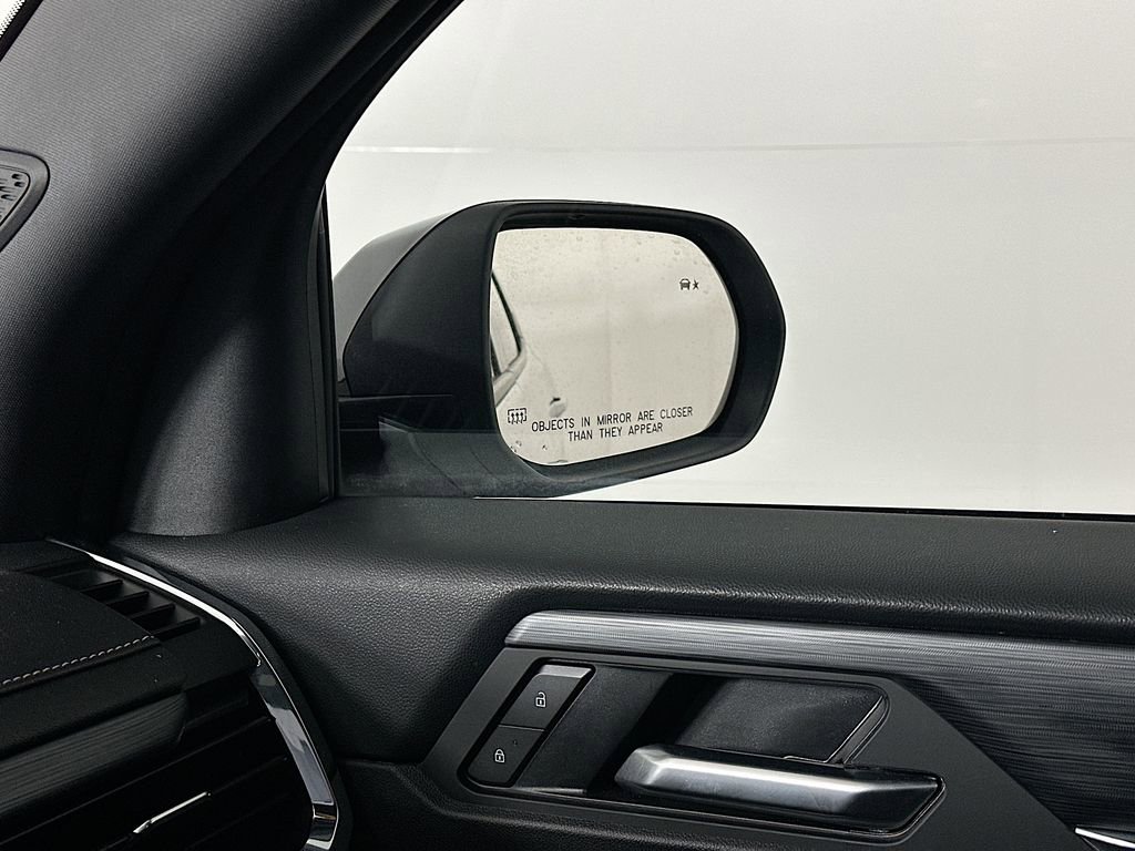 2025 GMC Acadia Elevation - Photo 25
