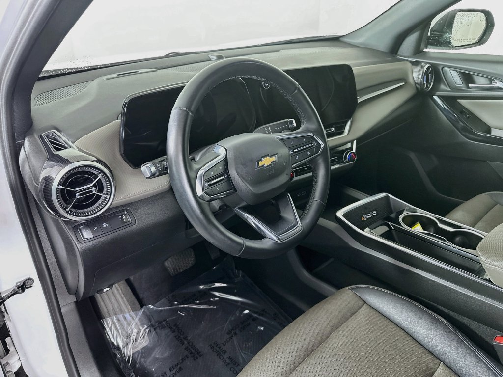 2025 Chevrolet Equinox LT - Photo 15