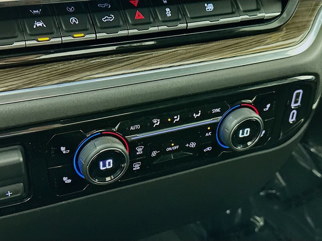 2023 Chevrolet Silverado 1500 LT - Photo 21