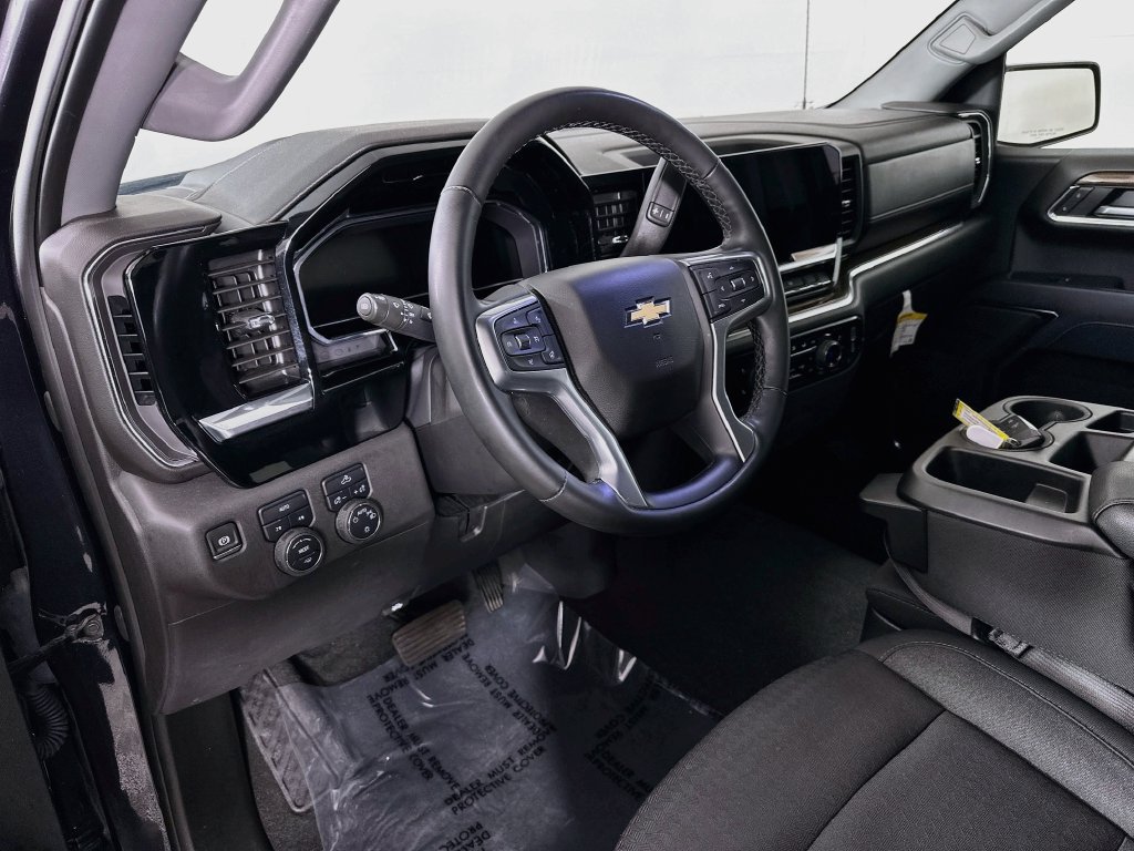 2024 Chevrolet Silverado 1500 LT - Photo 14