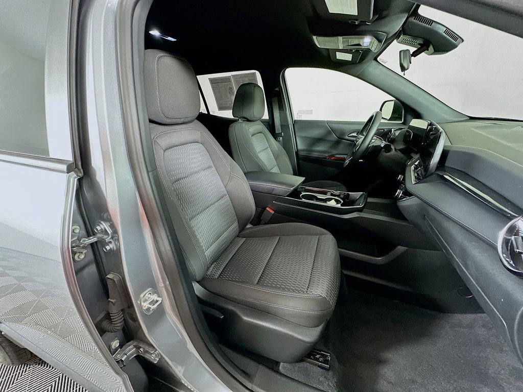 2026 Chevrolet Equinox LT - Photo 36