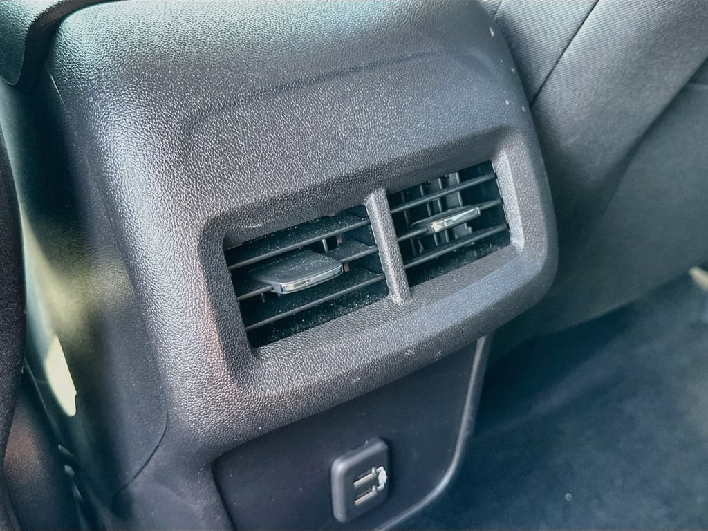 2024 Chevrolet Equinox LT - Photo 32