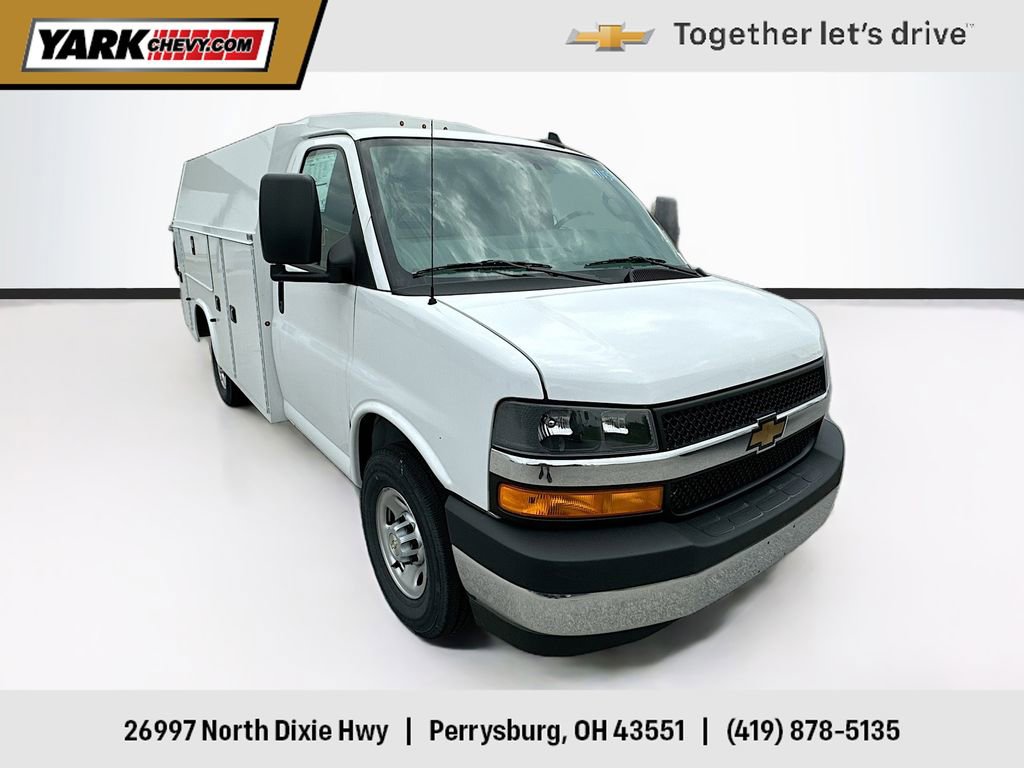 2026 Chevrolet Express 3500 139" WB's photo