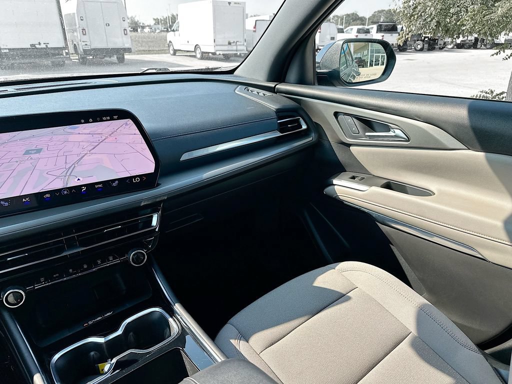 2026 Chevrolet Traverse LT - Photo 31